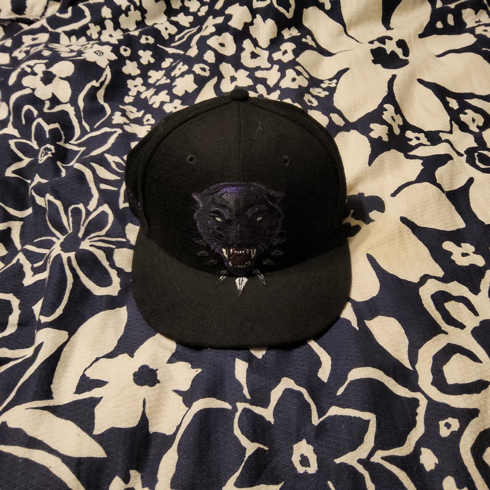 New Era 59fifty Fitted Marvel Black Panther Wakanda Forever Panther Head Cap